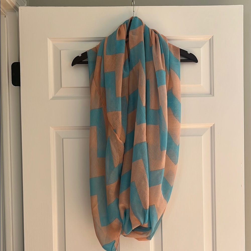 Chevron Pattern Scarf in Teal and Peach